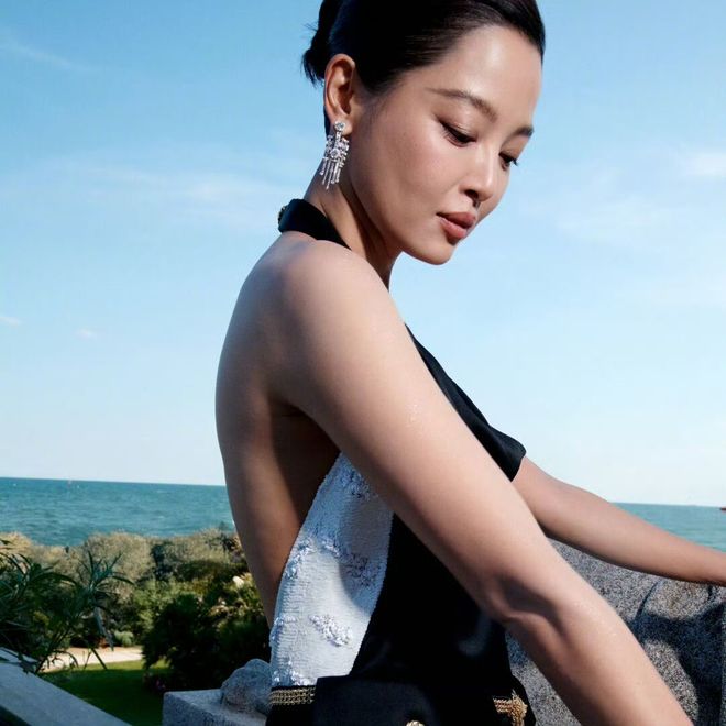 从打工妹到香奈儿大使辛芷蕾珠宝进阶史不朽情缘首页中国第三位威尼斯影后！(图23)